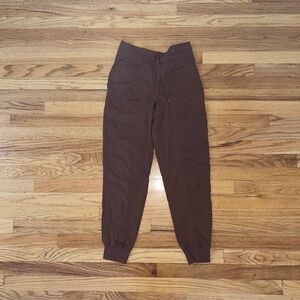 Lululemon dance studio jogger